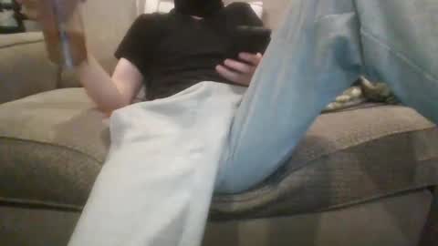 Cute boi online show from October 6, 11:00 pm