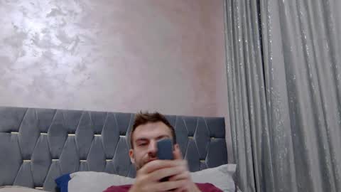 10in_deluxe online show from January 10, 10:43 am