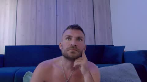 10in_deluxe online show from October 20, 8:41 am