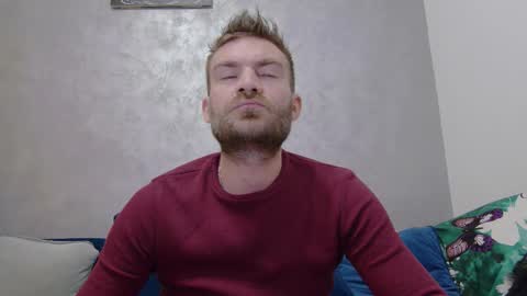 10in_deluxe online show from December 22, 10:33 am