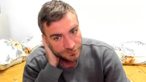 10in_deluxe online show from January 12, 7:43 am