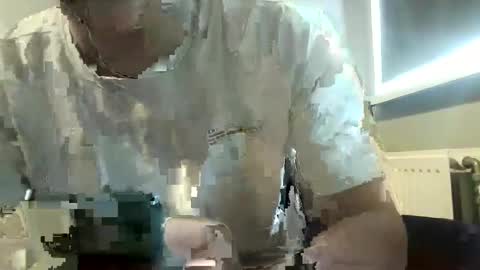 12curty online show from February 21, 3:10 pm