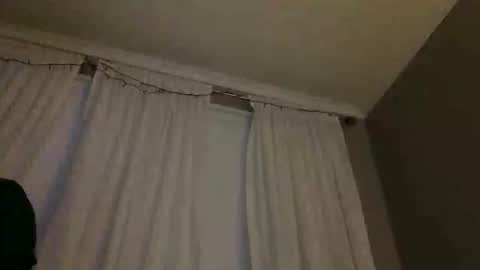 1404563739453746 online show from July 5, 12:35 pm