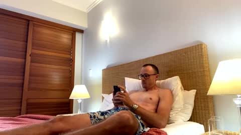 Justin186 online show from February 22, 6:50 am