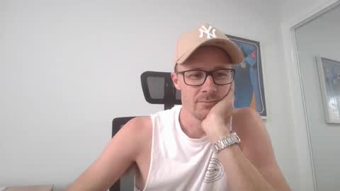 Justin186 online show from March 5, 6:54 am