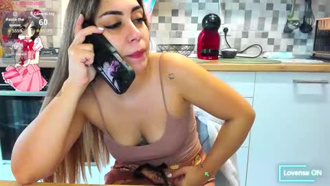 18belleskinny online show from October 6, 8:21 am