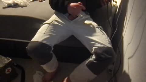 man 18 but cute online show from January 8, 9:01 pm