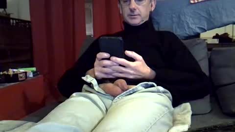 Snapshot of 18remy45 chatting on December 30, 4:07 pm 18remy45 online show from December 30, 4:07 pm