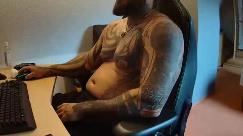 19andre90 online show from September 11, 8:37 am