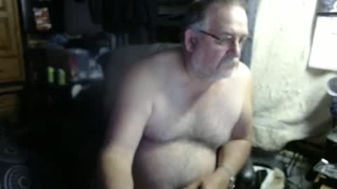 Snapshot of 1dusty60 chatting on December 23, 6:00 am 1dusty60 online show from December 23, 6:00 am