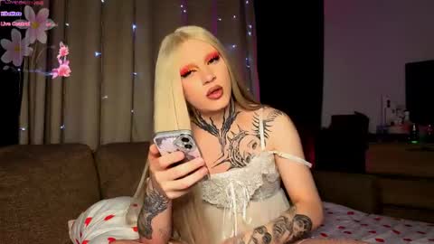 Michelle online show from April 13, 7:07 pm