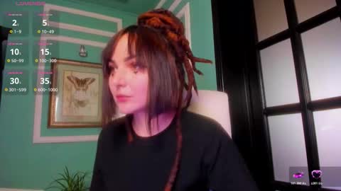 Moona  online show from December 15, 12:45 pm