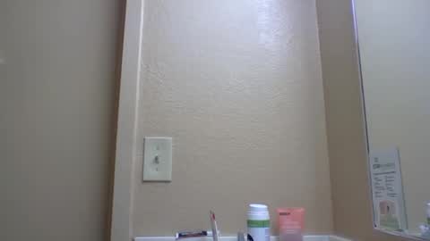 TheShyOne18 online show from April 6, 1:34 pm