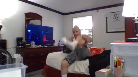 TheShyOne18 online show from April 28, 4:44 pm