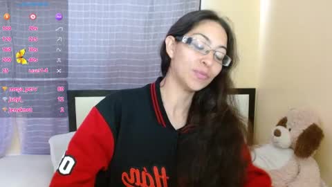 paola online show from October 15, 11:27 pm