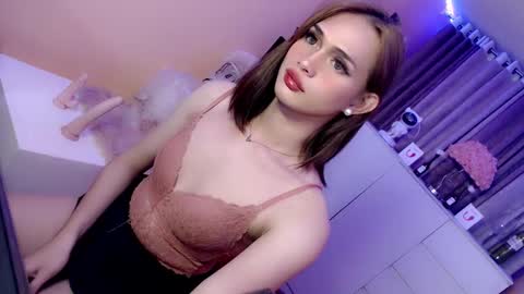 Snapshot of 1sexy_kattie chatting on February 22, 2:06 am 1sexy kattie online show from February 22, 2:06 am