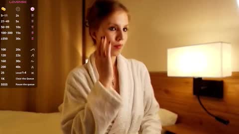 VICTORIA online show from November 6, 1:30 am