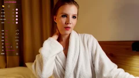 VICTORIA online show from September 28, 1:47 am