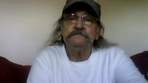 Snapshot of 1valentine chatting on September 16, 7:17 pm 1valentine online show from September 16, 7:17 pm