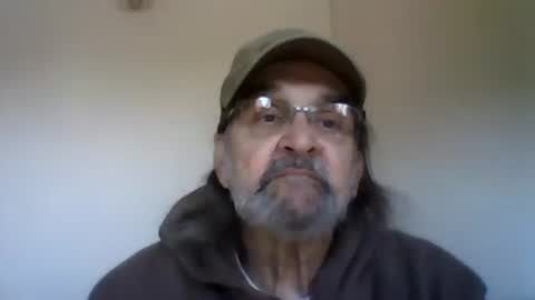Snapshot of 1valentine chatting on January 1, 5:55 pm 1valentine online show from January 1, 5:55 pm