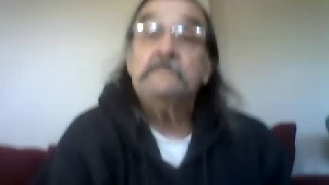 Snapshot of 1valentine chatting on December 5, 3:23 pm 1valentine online show from December 5, 3:23 pm