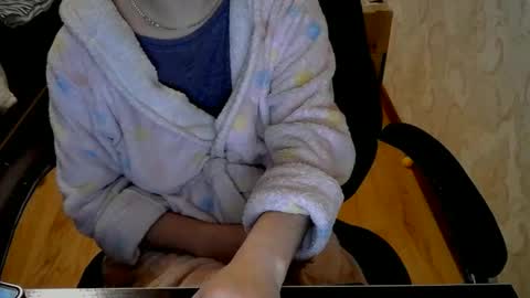 Snapshot of 1your_hot_girls chatting on December 12, 5:26 pm 1your_hot_girls online show from December 12, 5:26 pm