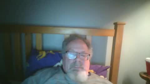 Snapshot of 2003dynawideglide chatting on February 21, 4:18 am 2003dynawideglide online show from February 21, 4:18 am