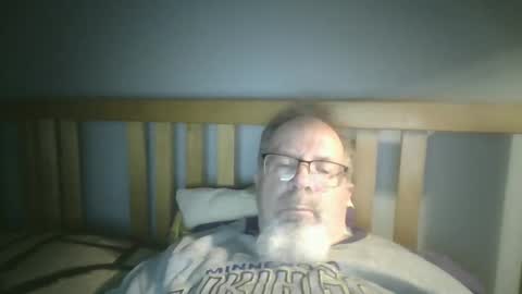 Snapshot of 2003dynawideglide chatting on January 12, 2:24 am 2003dynawideglide online show from January 12, 2:24 am