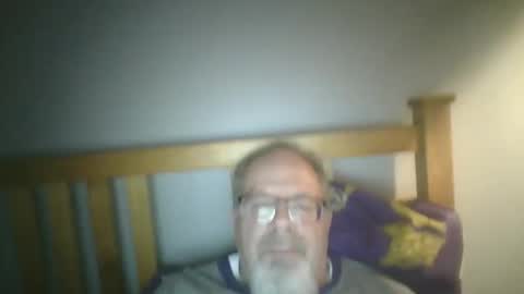Snapshot of 2003dynawideglide chatting on January 4, 3:50 am 2003dynawideglide online show from January 4, 3:50 am