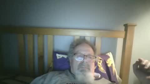 Snapshot of 2003dynawideglide chatting on March 9, 2:50 am 2003dynawideglide online show from March 9, 2:50 am