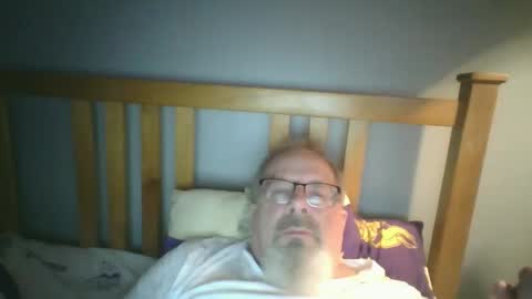 Snapshot of 2003dynawideglide chatting on September 13, 2:36 am 2003dynawideglide online show from September 13, 2:36 am