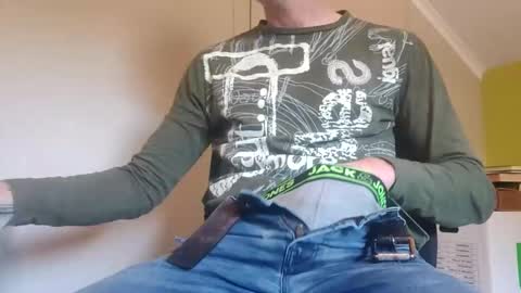 22_acacia_avenue online show from March 20, 10:53 am