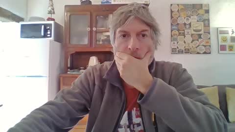 22esserre online show from December 4, 12:19 pm