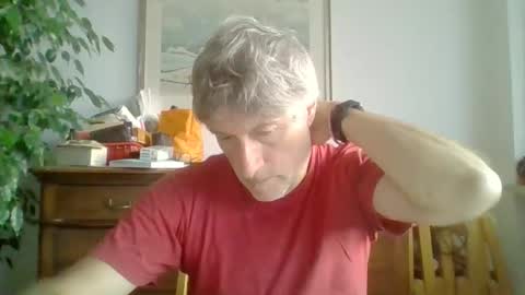 22esserre online show from October 4, 4:16 pm