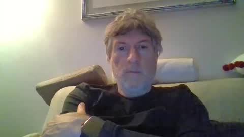 22esserre online show from March 12, 10:02 pm