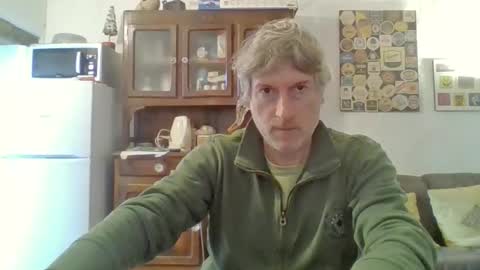 22esserre online show from October 22, 11:12 am