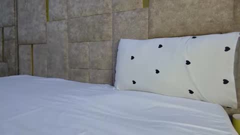 Sweetlove online show from February 18, 12:15 am