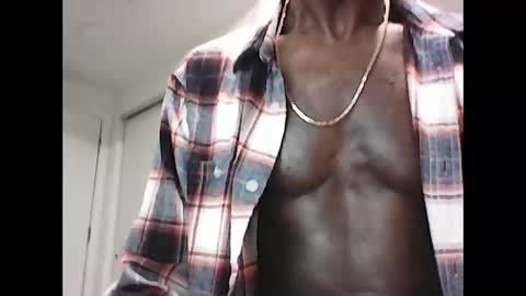 Snapshot of 2525bigbossman69 chatting on September 9, 6:46 am 2525bigbossman69 online show from September 9, 6:46 am