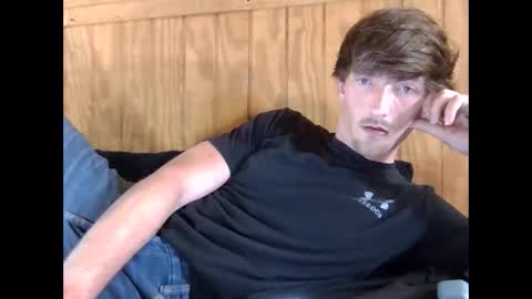 27tnguy online show from April 9, 5:33 am