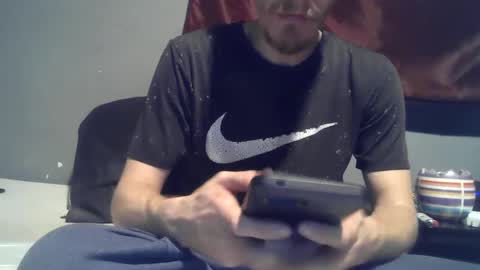 Snapshot of 2big2hype chatting on September 18, 11:42 pm cheif online show from September 18, 11:42 pm