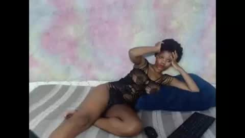 2prettycute online show from January 28, 3:25 am