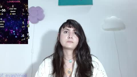 Eva online show from May 4, 10:38 pm