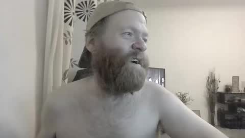 33UK online show from October 30, 12:00 am