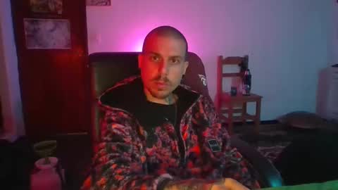 3n3v3 online show from November 9, 6:39 am