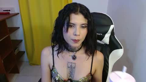 erika online show from March 14, 3:32 am