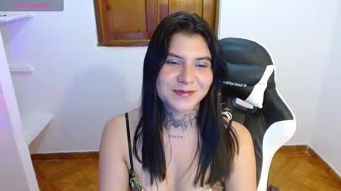 erika online show from March 4, 1:23 am