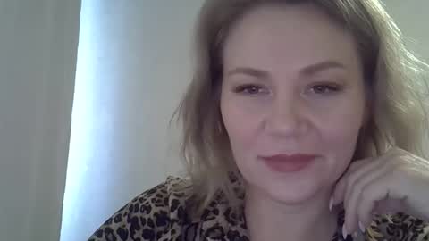 Snapshot of 3susie chatting on September 10, 7:20 am 3susie online show from September 10, 7:20 am