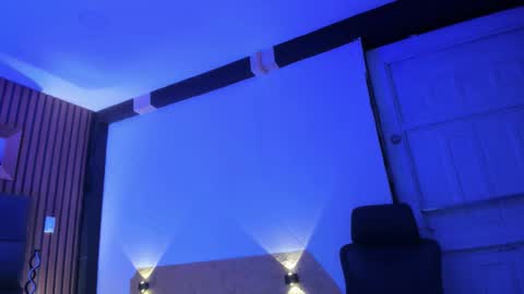 3X NAXAA online show from December 2, 12:58 pm