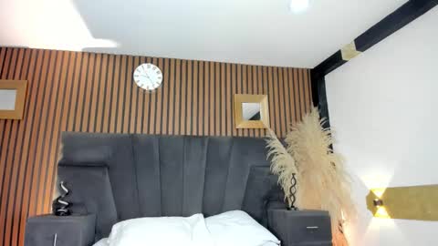 3X NAXAA online show from March 22, 2:43 pm