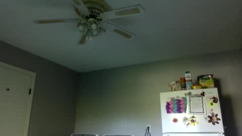 4djmoore online show from May 31, 11:28 pm